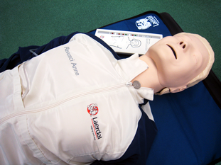 AED対応練習マネキン